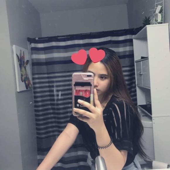 Meet your Posher, Via - Picture 1 of 1